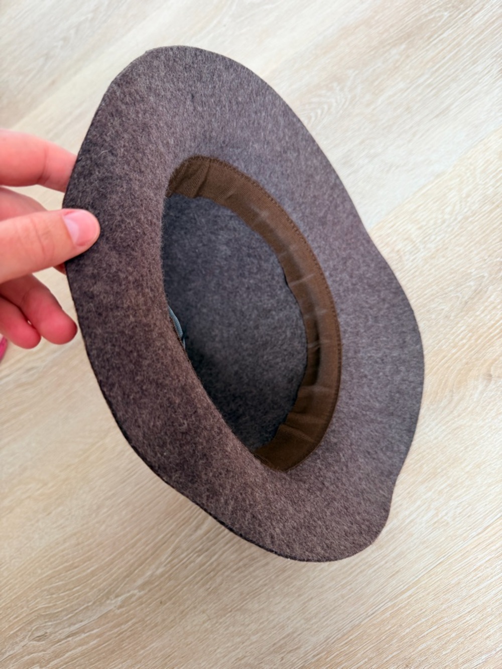 Soeur 100% Wool Cloche Bucket Hat Made in Italy French Minimalist Size 2 France - Picture 9 of 12